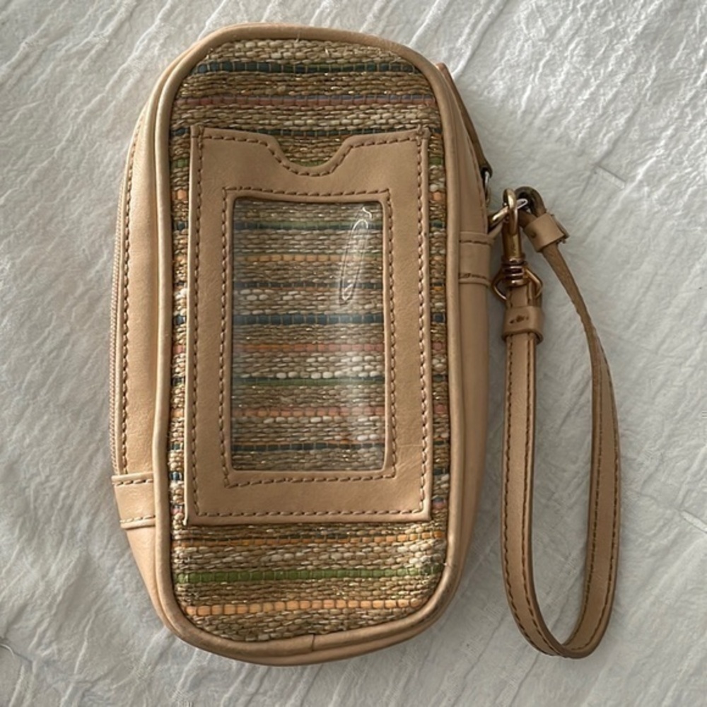 Wristlet.